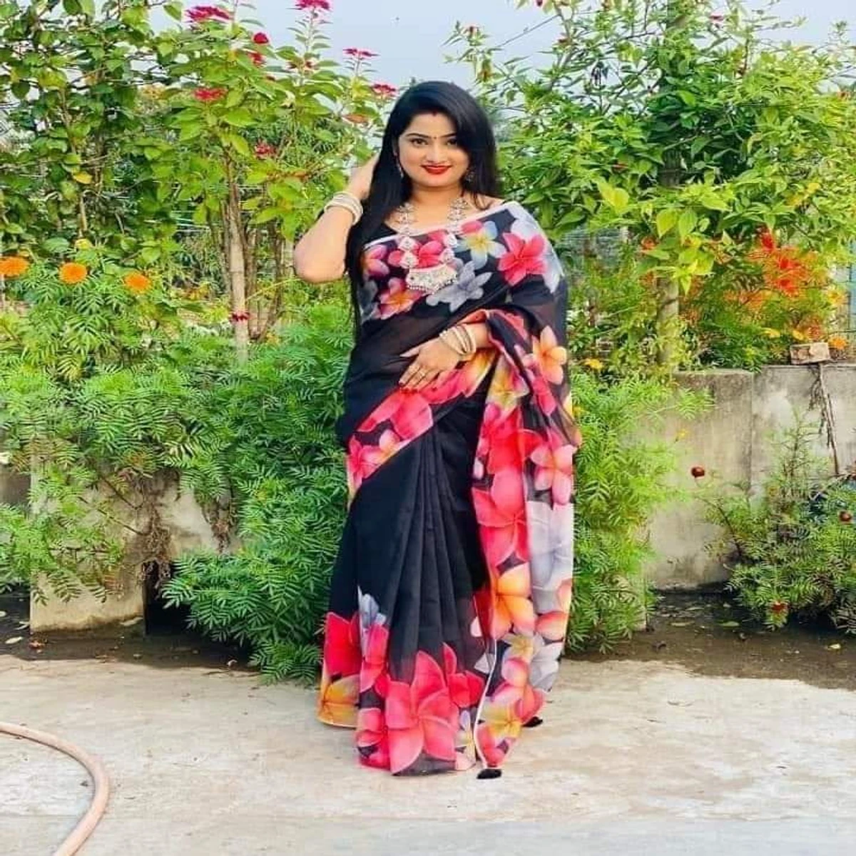 sudu saree